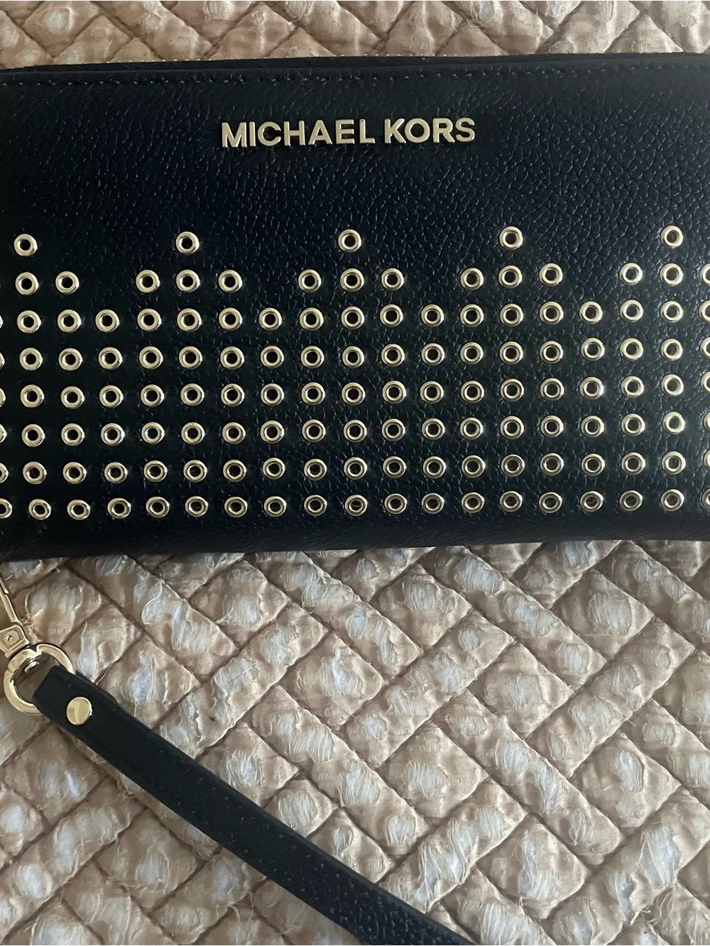 MICHAEL KORS Jet Set Travel Pebbled Leather Wristlet